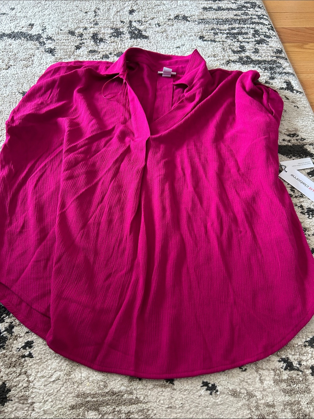 Liz Claiborne Magenta V-Neck Blouse